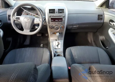 2011 Toyota Corolla Base z USA, uszkodzony, nr VIN 2T1BU4EE2BC705352